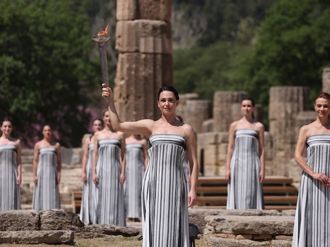 Encendido de la llama olímpica en Grecia / @Paris2024