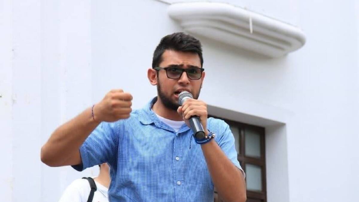 Universitarios inician protestas virtuales
