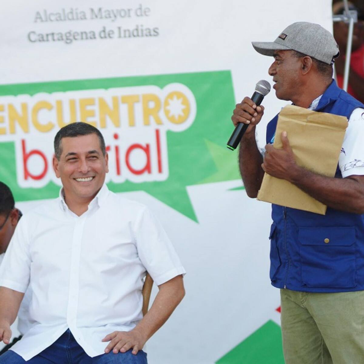 Primer Encuentro Barrial: alcalde Dumek se compromete a intervenir CDI Villas de Aranjuez