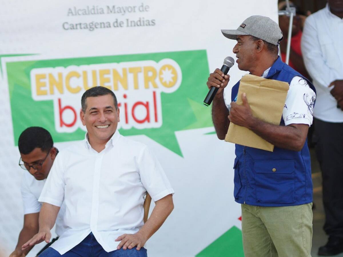 Primer Encuentro Barrial: alcalde Dumek se compromete a intervenir CDI Villas de Aranjuez