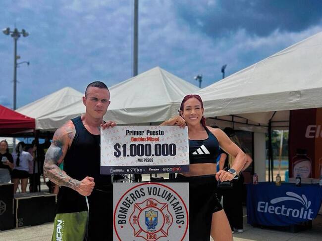 Dos bomberos y reconocidos deportistas de Santa Marta ganan primer puesto en competencia híbrida