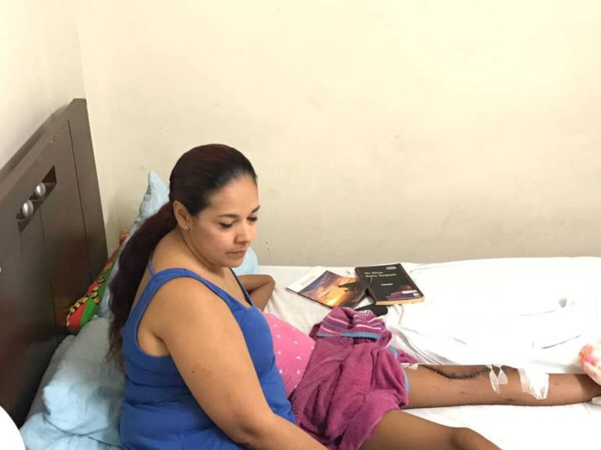 Niña que padece osteosarcoma quiere de navidad atención médica