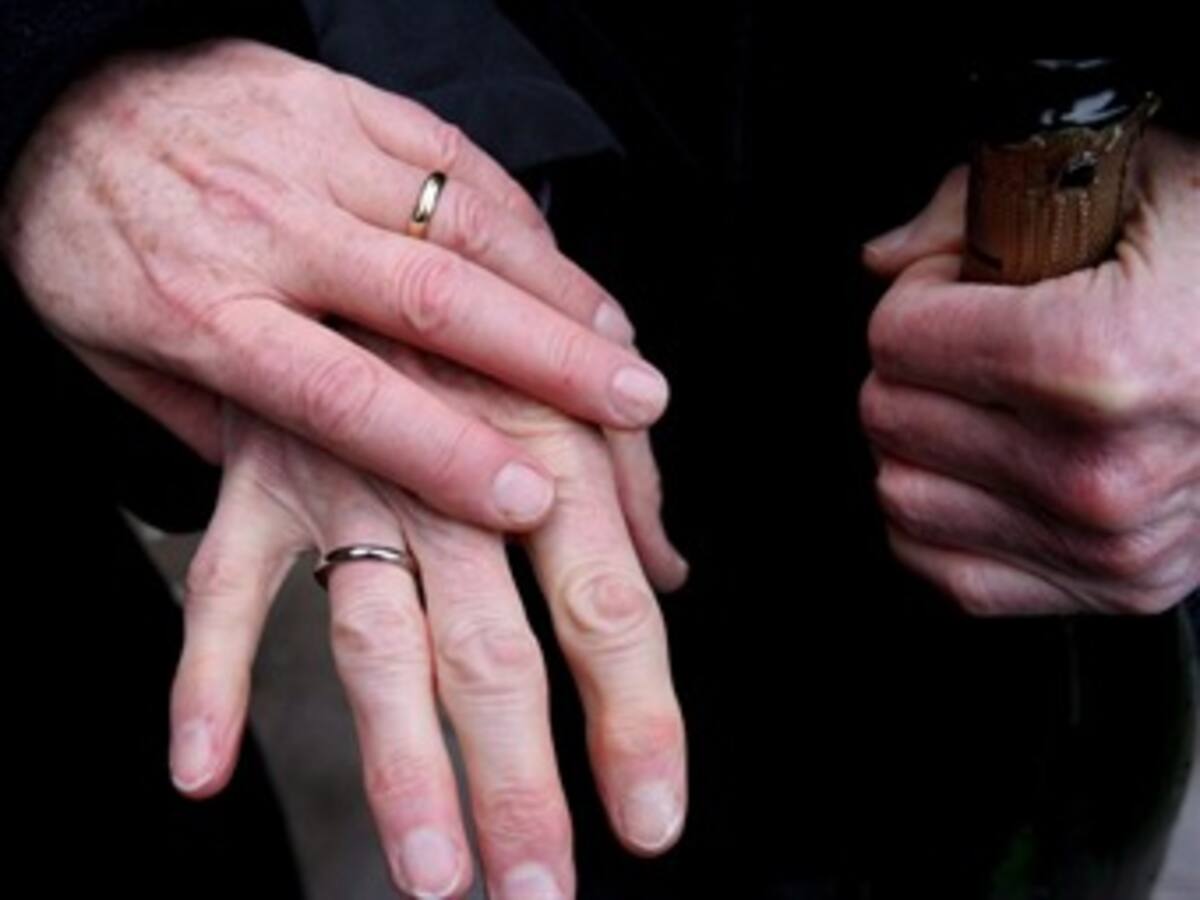 Notarios son libres de dar el título de "matrimonio" a la unión entre homosexuales: fiscal