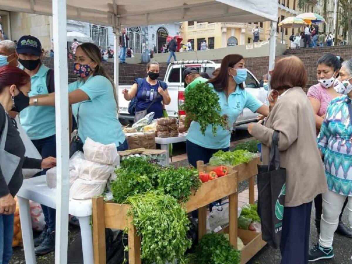 Alcaldía y ACOPI potencian la productividad rural de Manizales