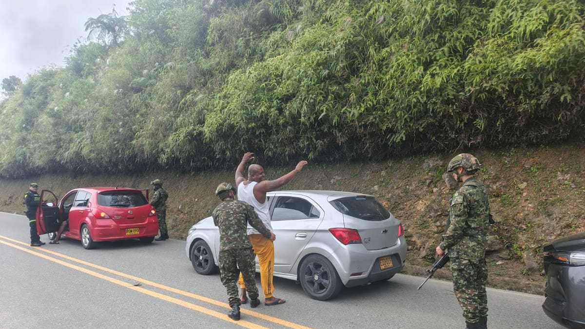 Coronel Edward Martínez Comandante de la Octava Brigada