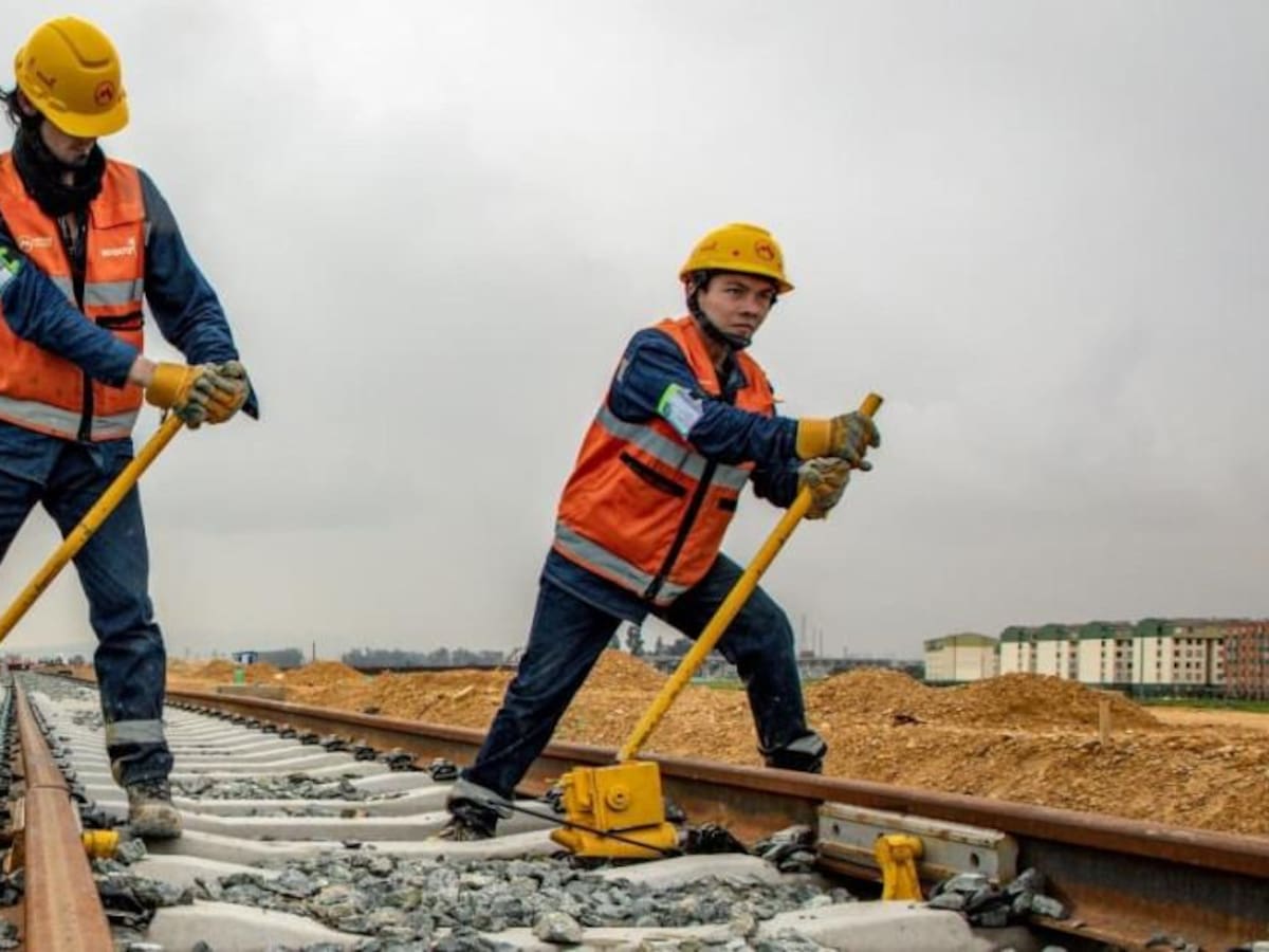 Obras de la vía férrea en Paipa generan daños en acueductos y seguimiento por un nacimiento de agua