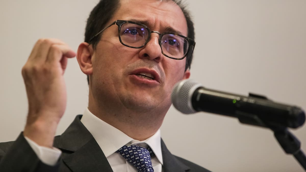 “Nos quieren poner una mordaza”: fiscal Barbosa le responde al senador Iván Cepeda