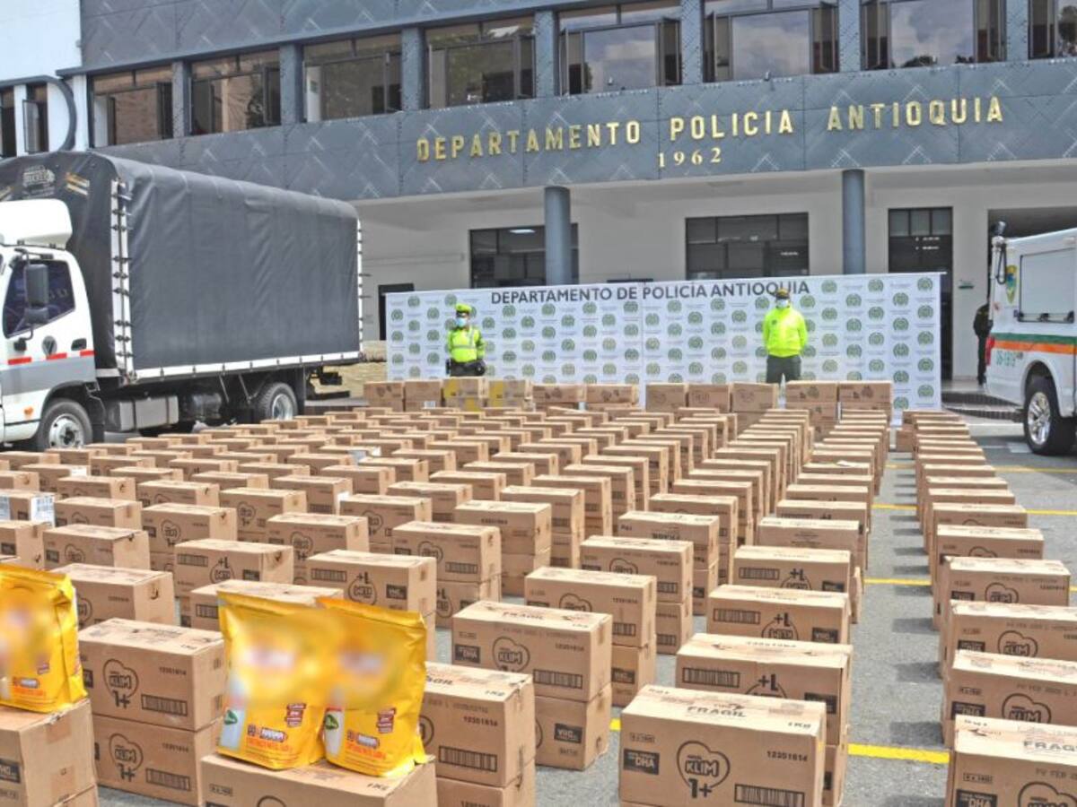 Recuperan 90 millones de pesos leche en polvo robada