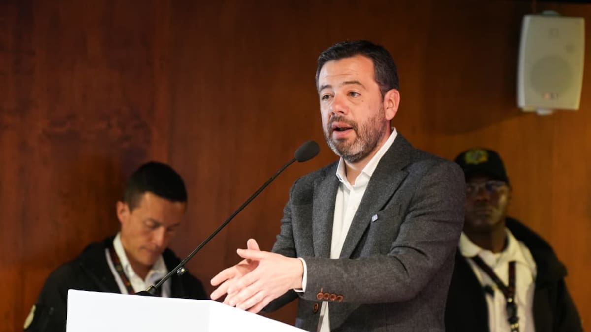 “Amenazas del ELN muestran el fracaso de política de paz del gobierno”: alcalde Galán