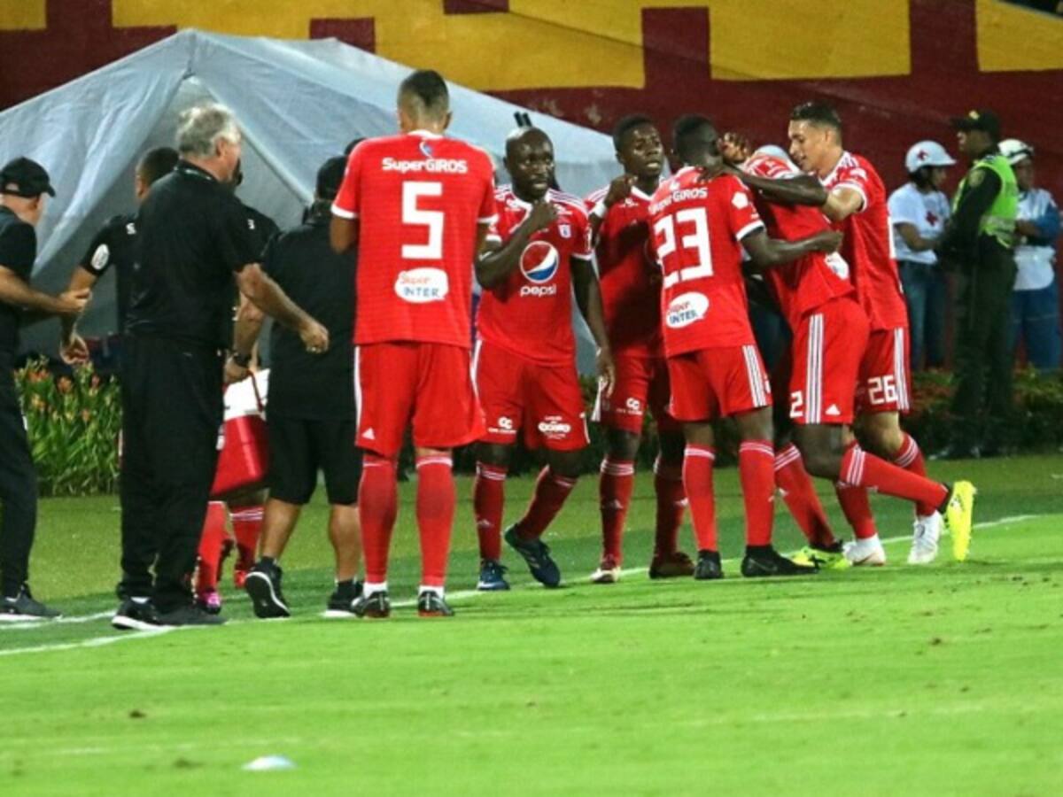 Se prende la ‘mecha’: América venció al Bucaramanga y se acerca a los 8