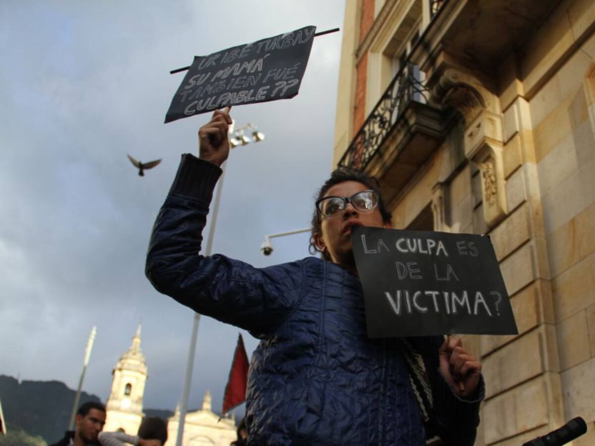 Retiraron del cargo a un contratista del Distrito por acoso sexual