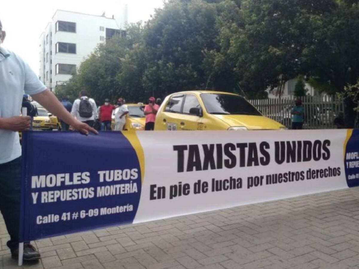 Conductores de taxi de la ciudad de Montería se declaran en paro