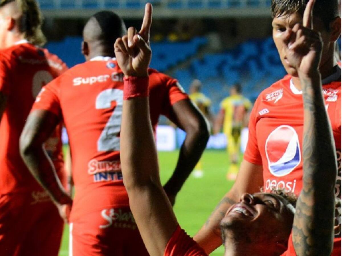 América de Cali abrió la temporada con victoria 3-1 ante Petrolera