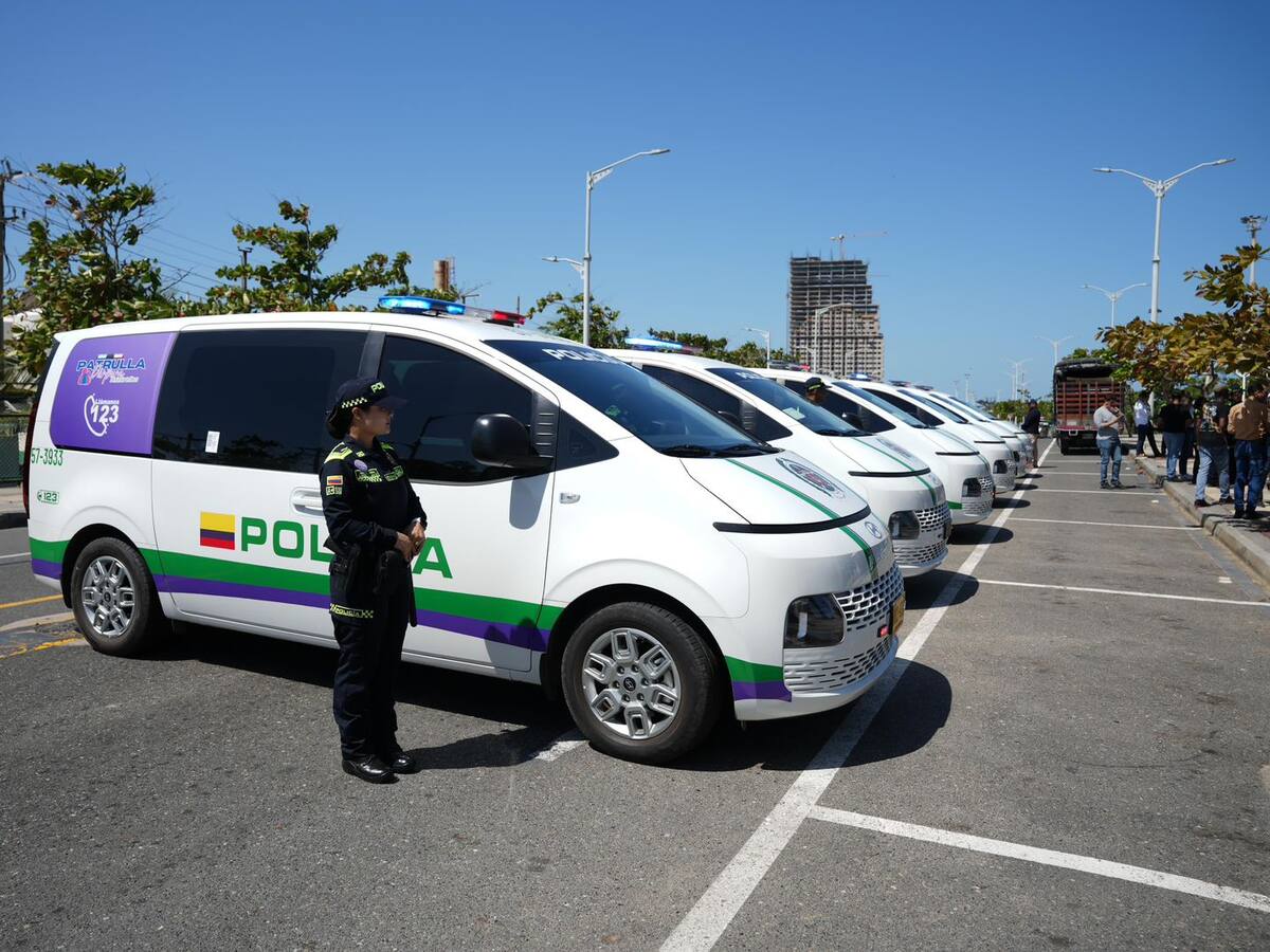 Barranquilla recibe 7 nuevos CAI móviles, ya son 55 en funcionamiento