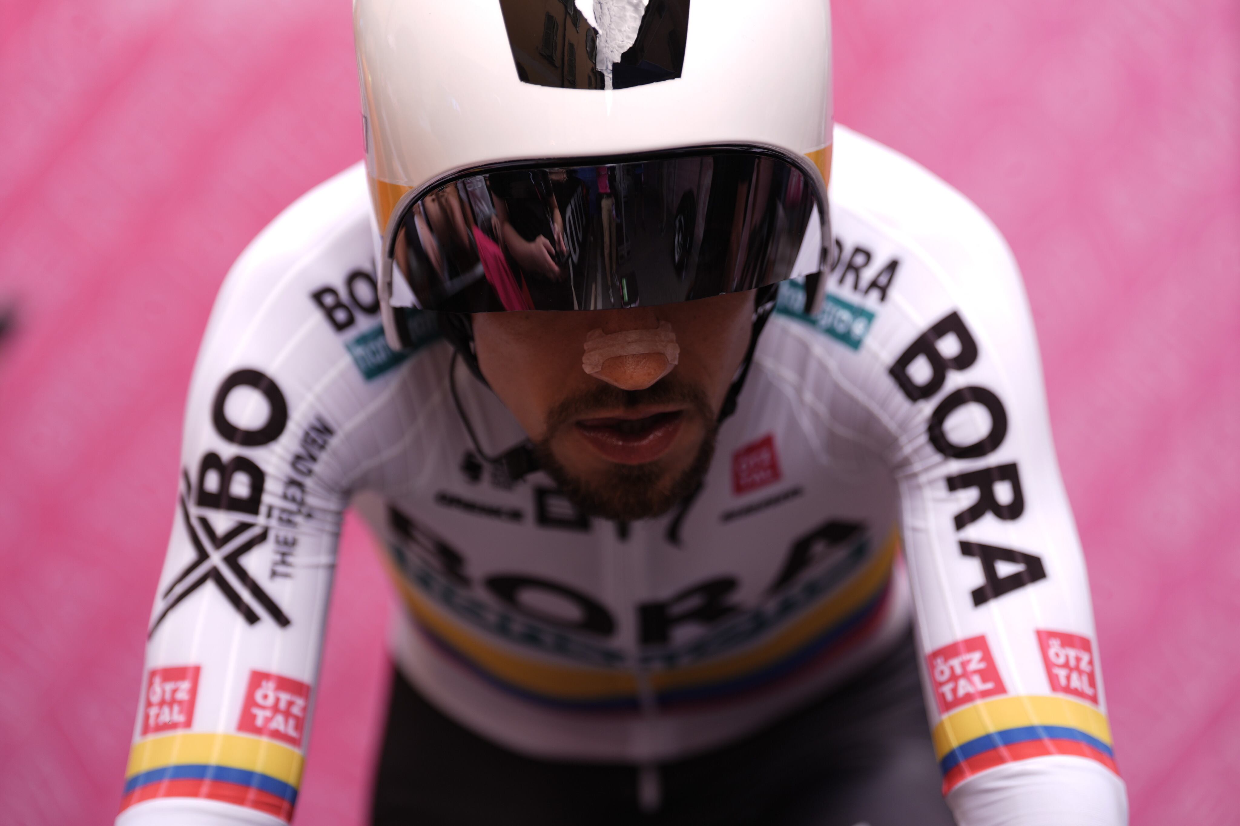 Daniel Felipe Martínez, mejor colombiano en la general / @giroditalia