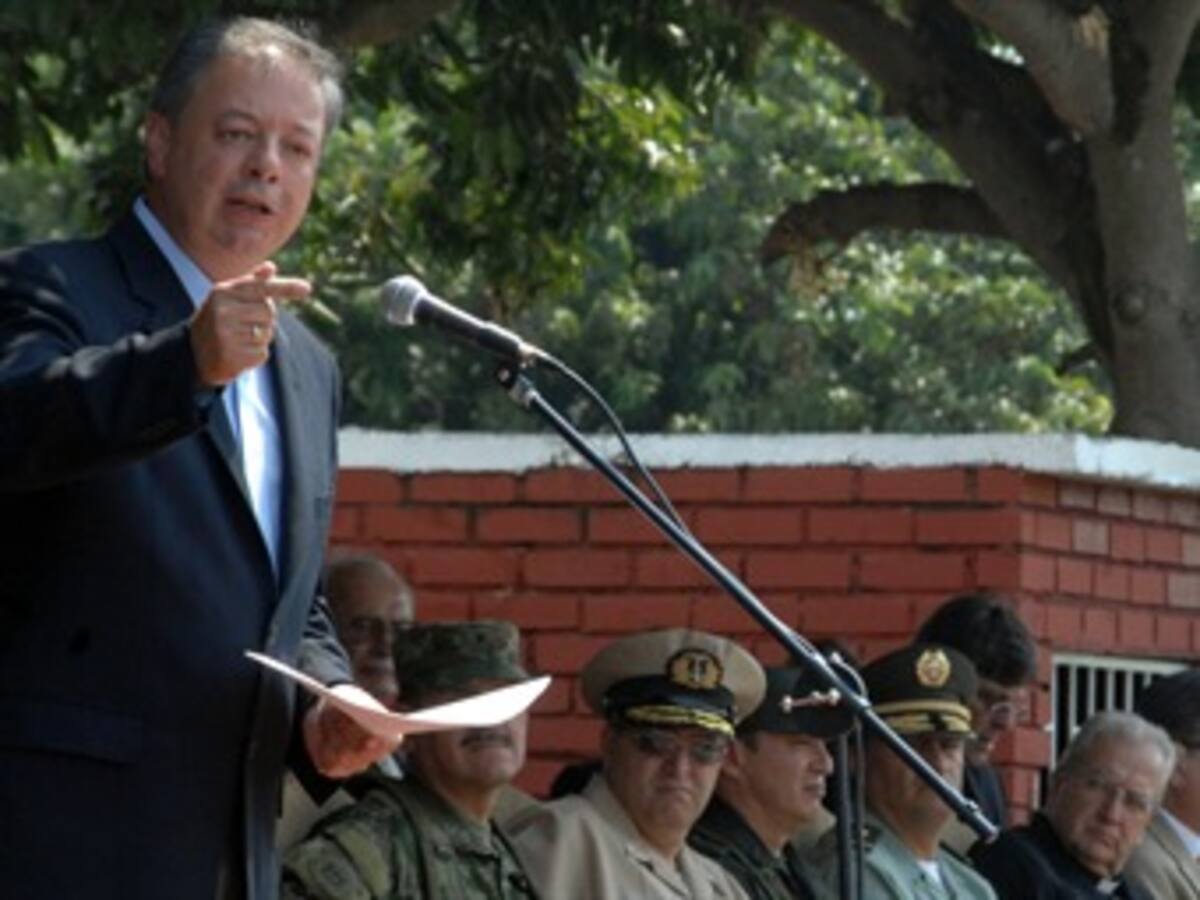 Mindefensa califica de 'cínica' y descarada' explicacíón de Farc sobre asesinato del gobernador de Caquetá