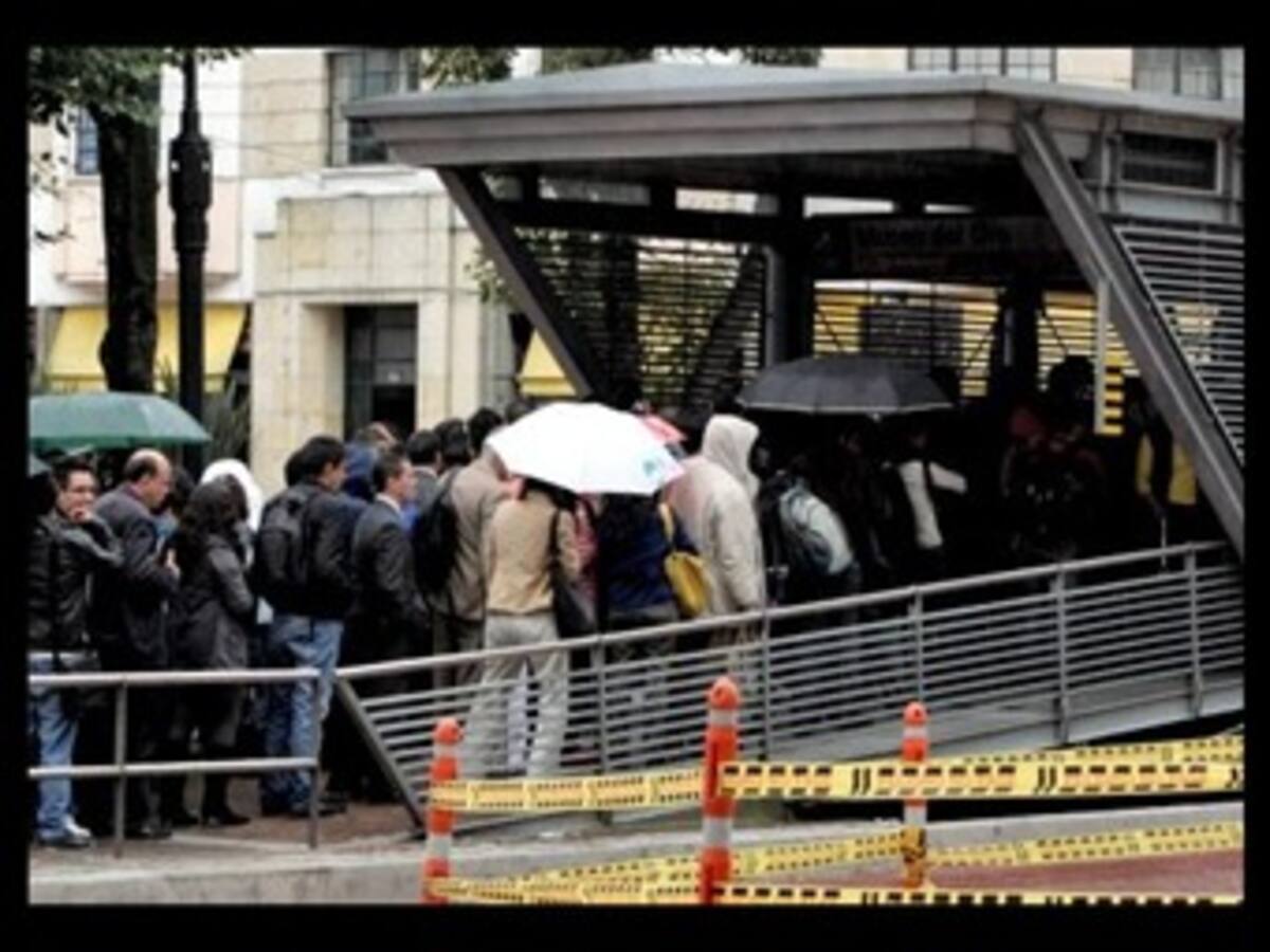 Estrategia de Transmilenio para descongestionar las estaciones