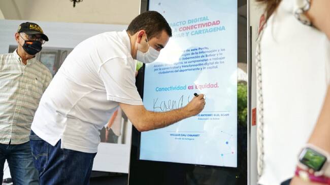 La tarea también es lograr una conexión tecnológica en las diferentes islas de Cartagena