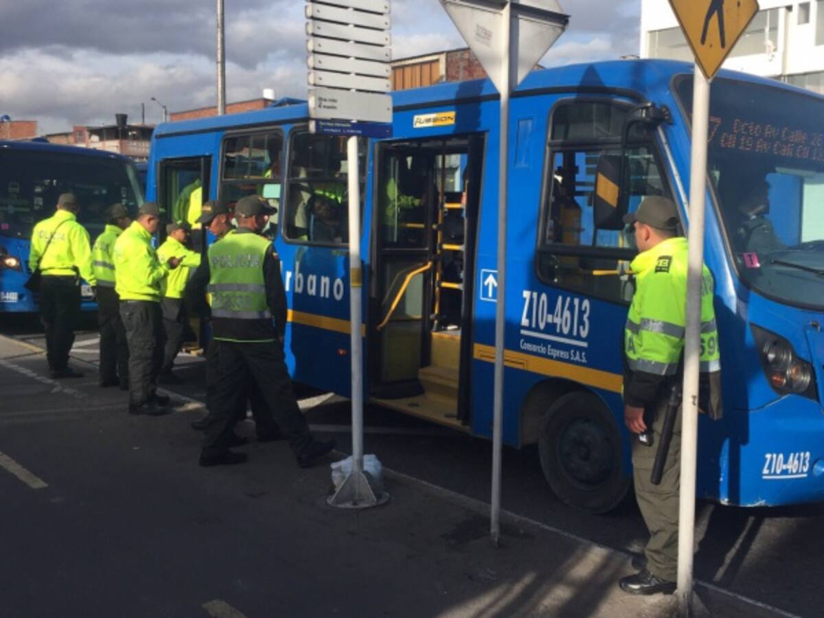 Denuncian falta de mantenimiento de unos 700 buses del Sitp