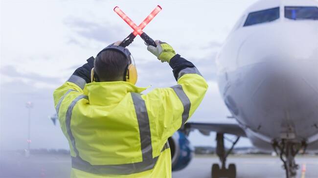 La Aeronáutica Civil confirmó que sí existe un déficit de controladores aéreos en el país. Foto: Getty Images