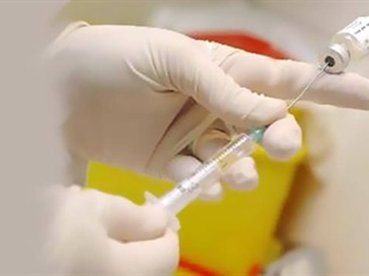 Francia pone en venta su sobrante de vacunas contra la gripe A