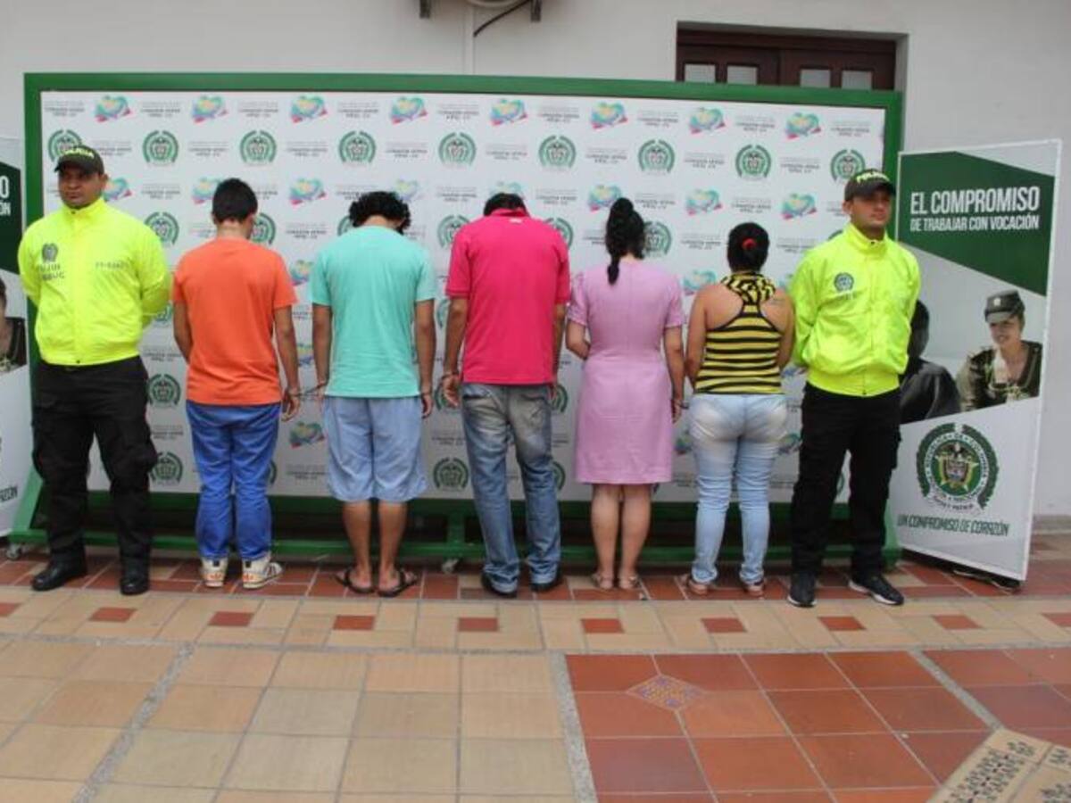 En una farmacia de Bucaramanga vendían medicamentos y estupefacientes