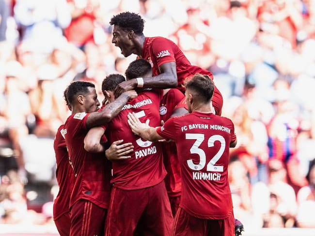 El Bayern golea al Mainz (6-1) y el Leverkusen empata con el Hoffenheim