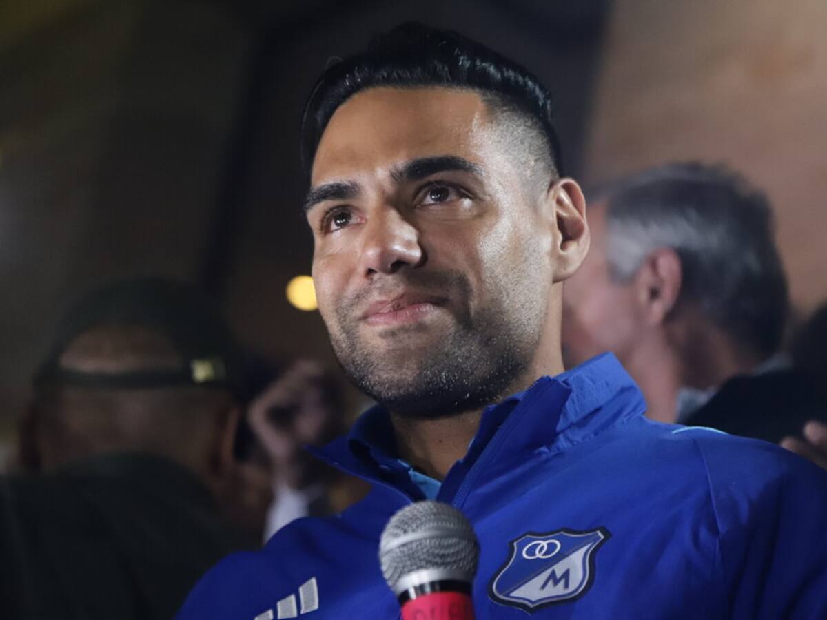 VIDEO | Falcao, al borde del llanto, por emotivo recibimiento de la hinchada de Millonarios