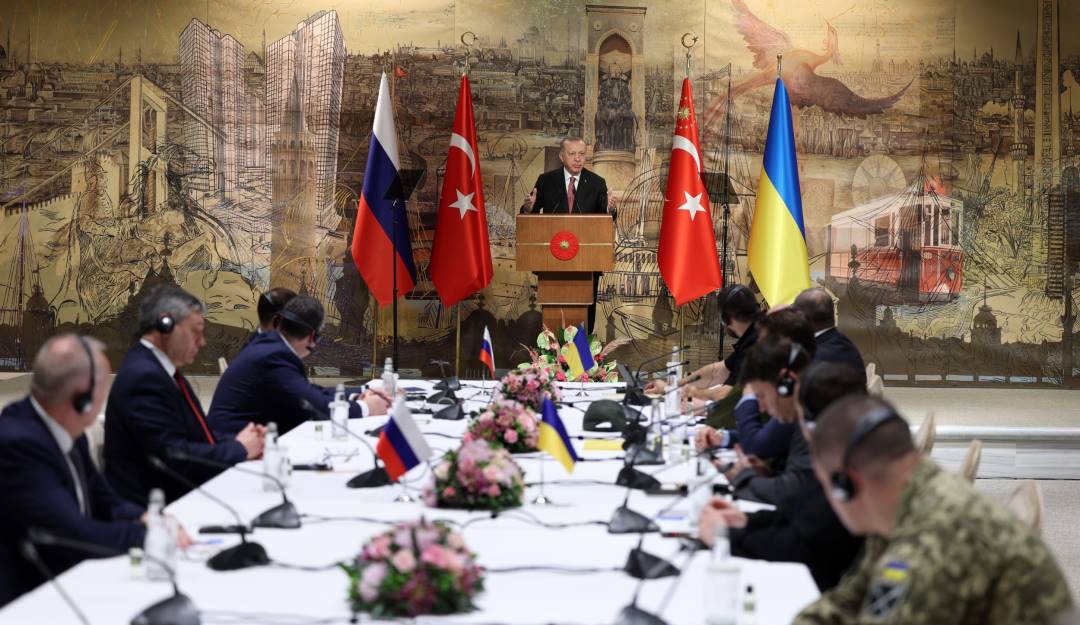 Jornada de diálogos entre Rusia y Ucrania en Estambul (Turquía).                         Foto: Getty