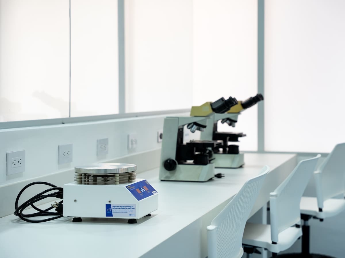 Unicartagena la mejor de Colombia en investigación en Neurocirugía y Toxicología