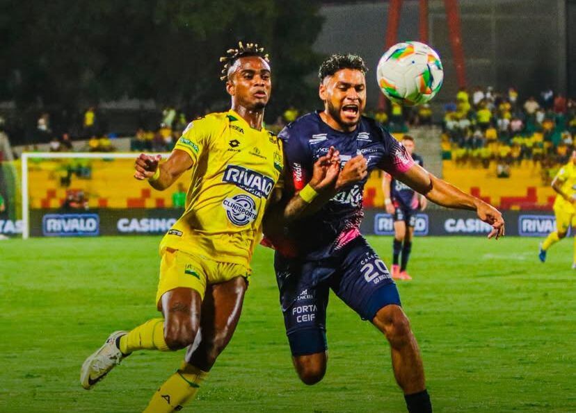 Bucaramanga vs. Fortaleza en la fecha 3 de los cuadrangulares en la Liga Colombiana 2025-II / Colprensa