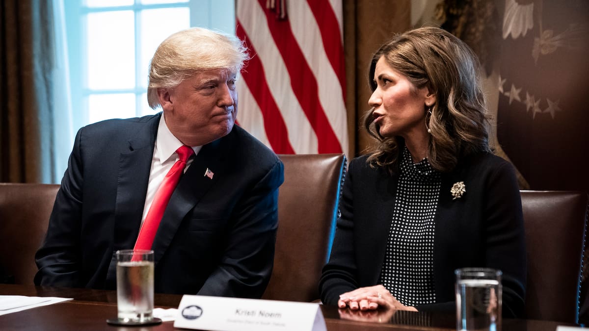 Trump despidió a su secretaria de Seguridad Nacional, Kristi Noem