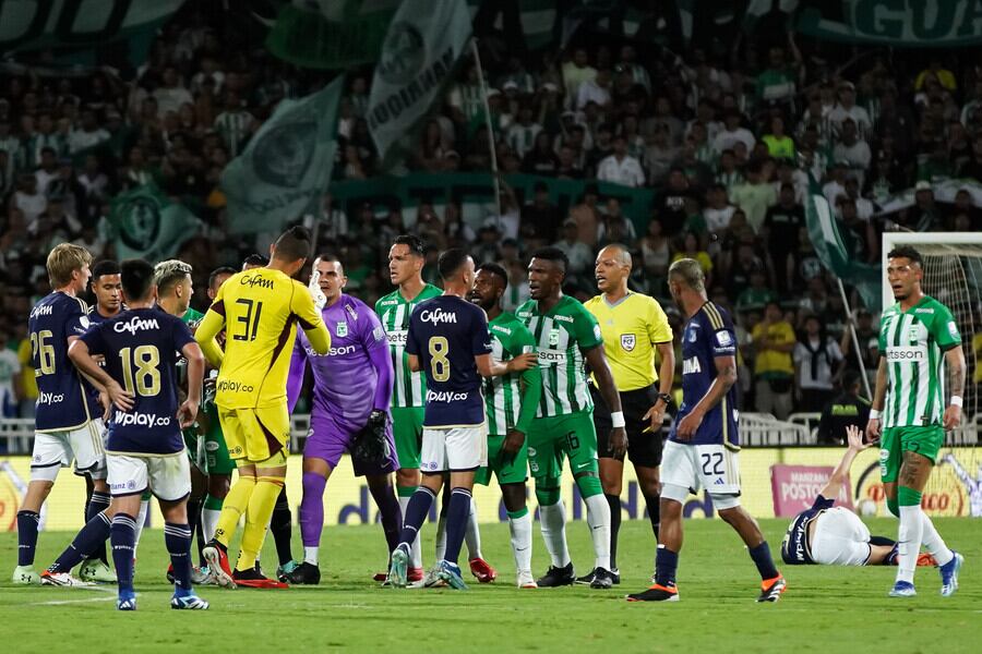 Caliente clásico entre Atlético Nacional y Millonarios por Liga / Colprensa