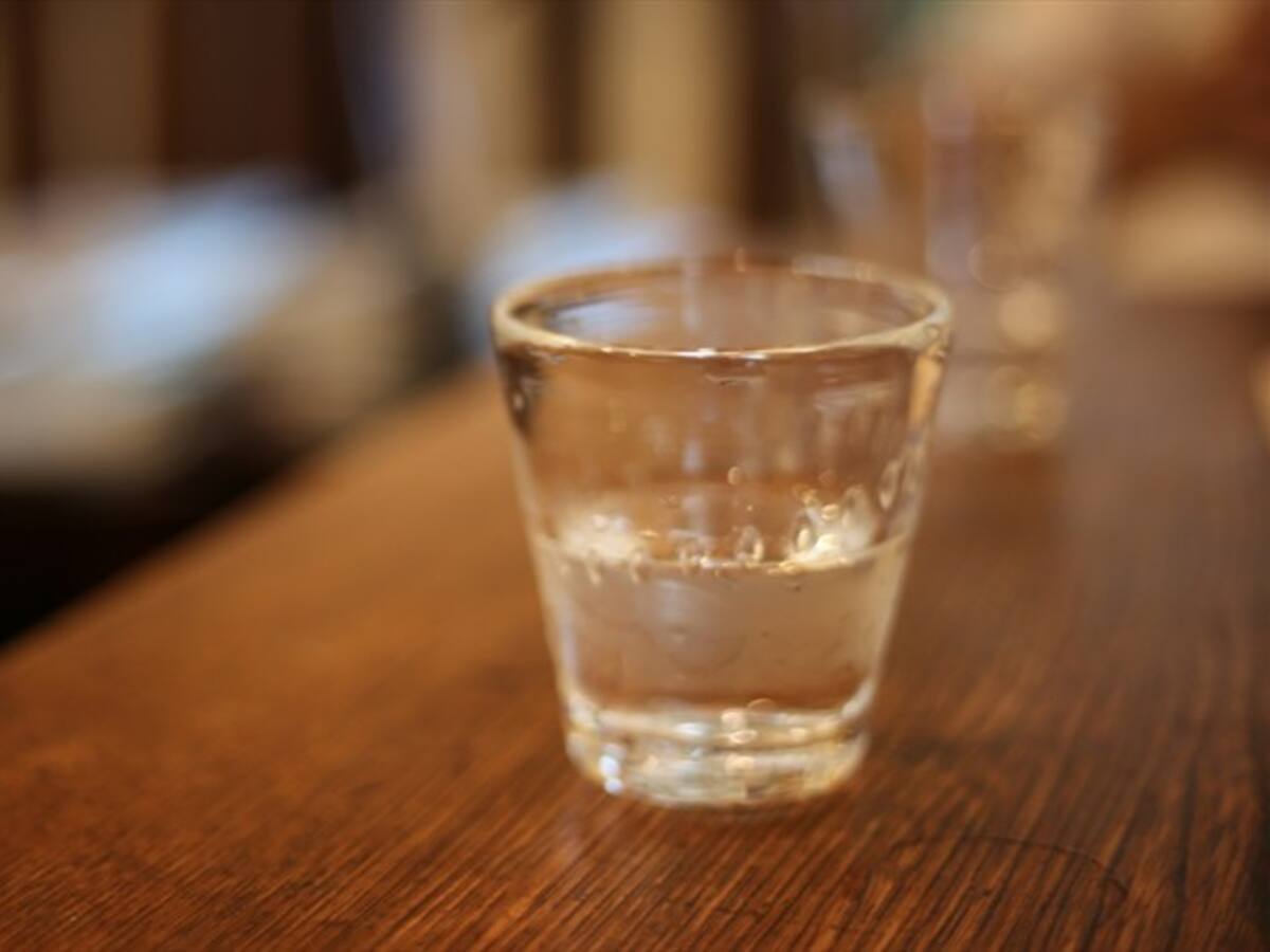 Gobernadores del Valle y Cundinamarca respaldan monopolio del aguardiente