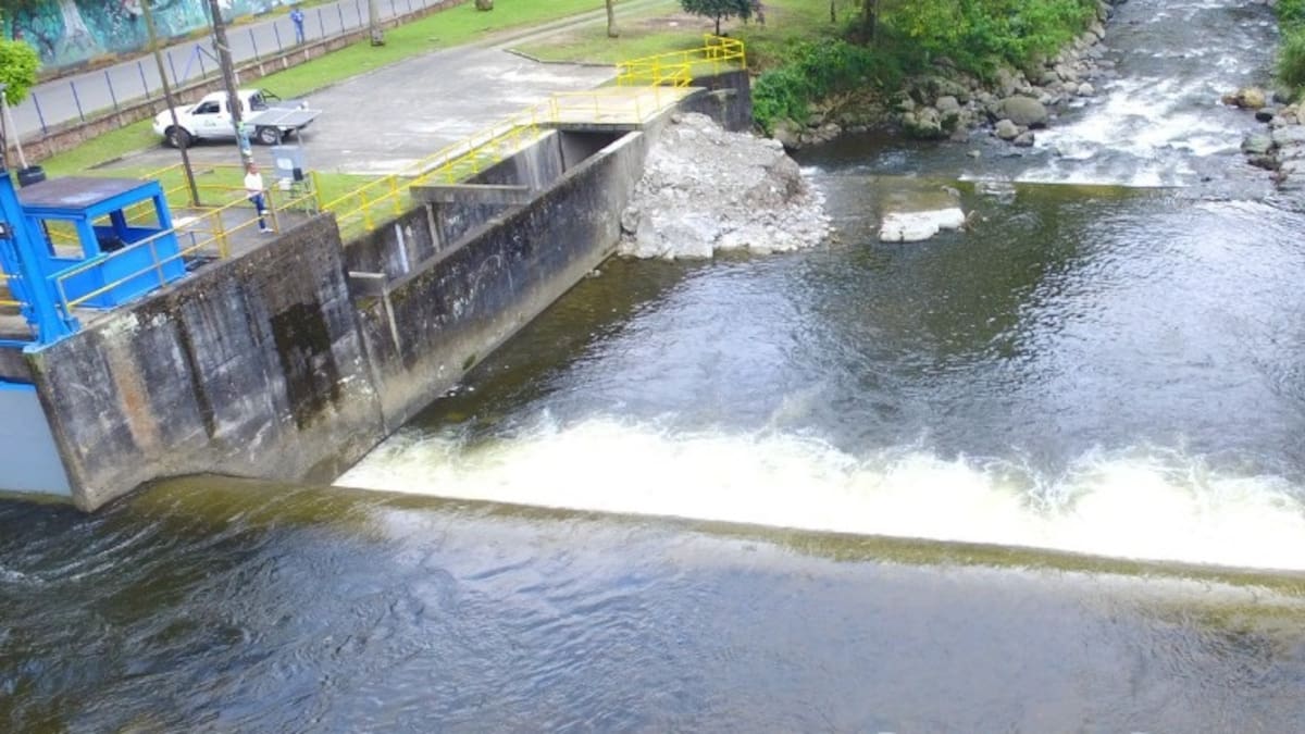 La calidad del agua potable en Pereira no se ha afectado con la caída de ceniza