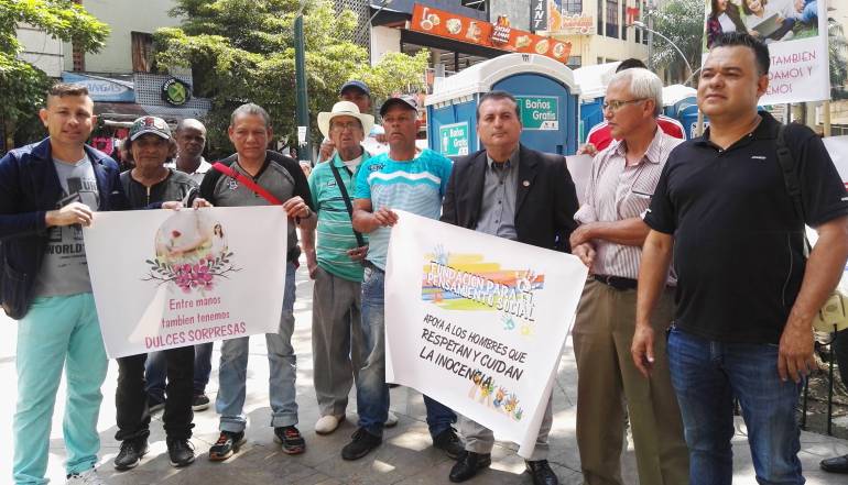 El plantón se cumplió en el centro de Medellín.