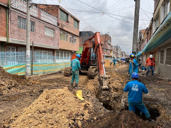EAAB renovará redes de tuberías en Engativá: Se destinarán 192 mil millones de pesos