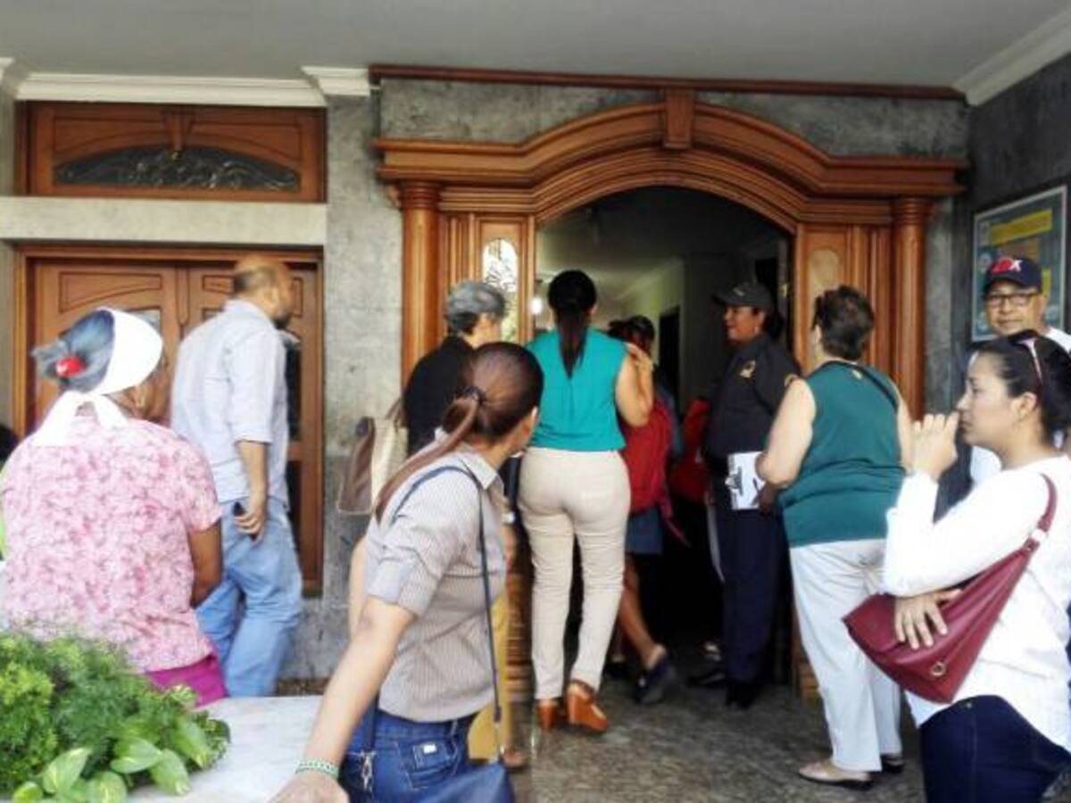 No se puede improvisar con el desalojo de edificios Quiroz: Senador Araujo