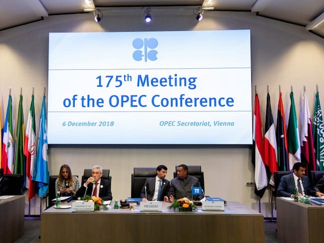 Sin acuerdo sobre producción terminó reunión de OPEP