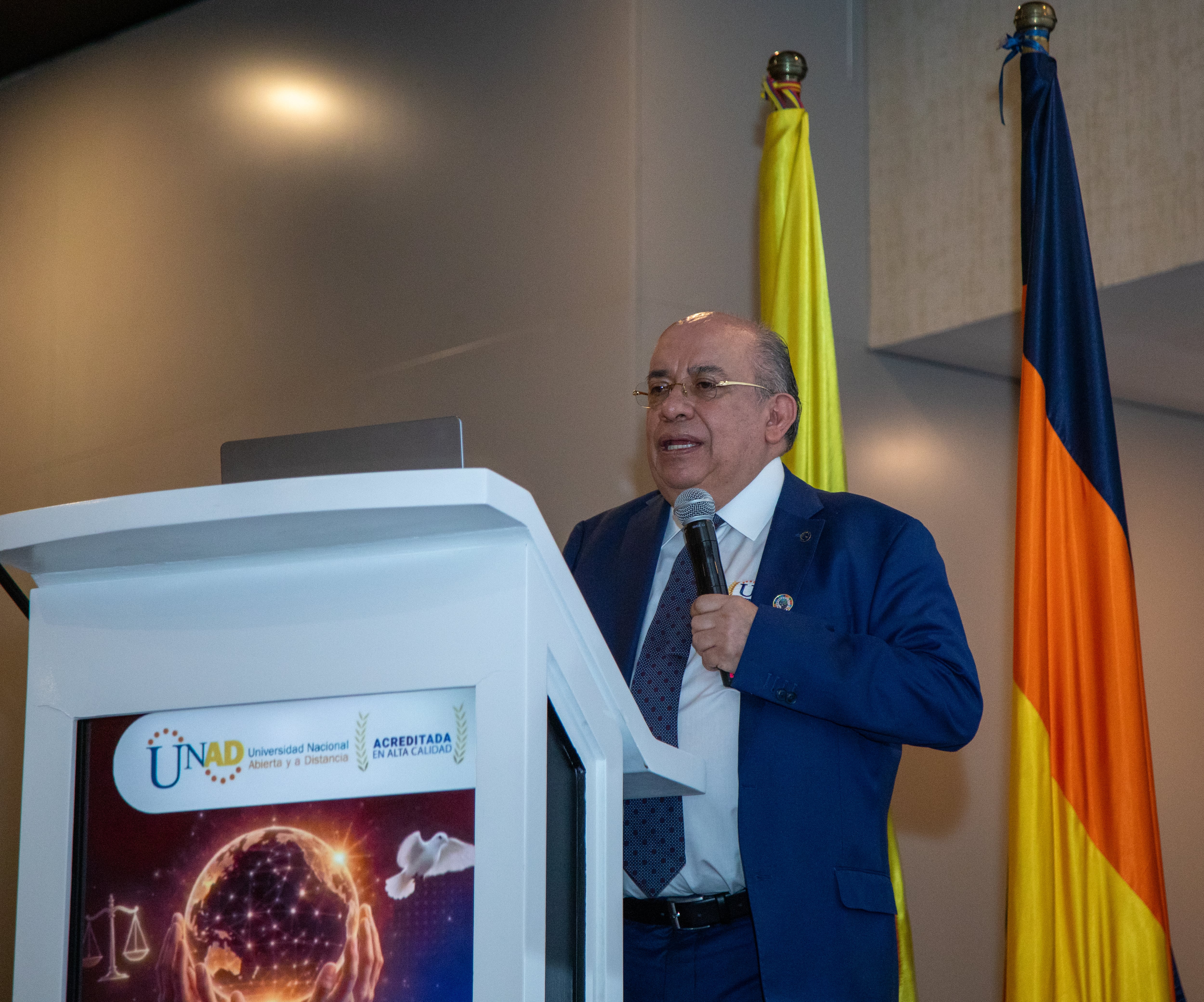 El rector de la Universidad Nacional Abierta y a Distancia (UNAD) Jaime Alberto Leal. Foto: UNAD.