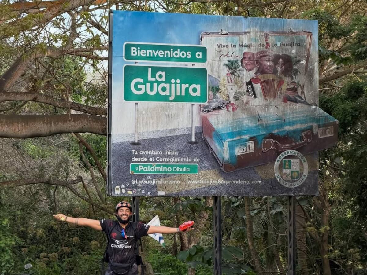 Desde Medellín hasta La Guajira en patines, la historia de Larry patina