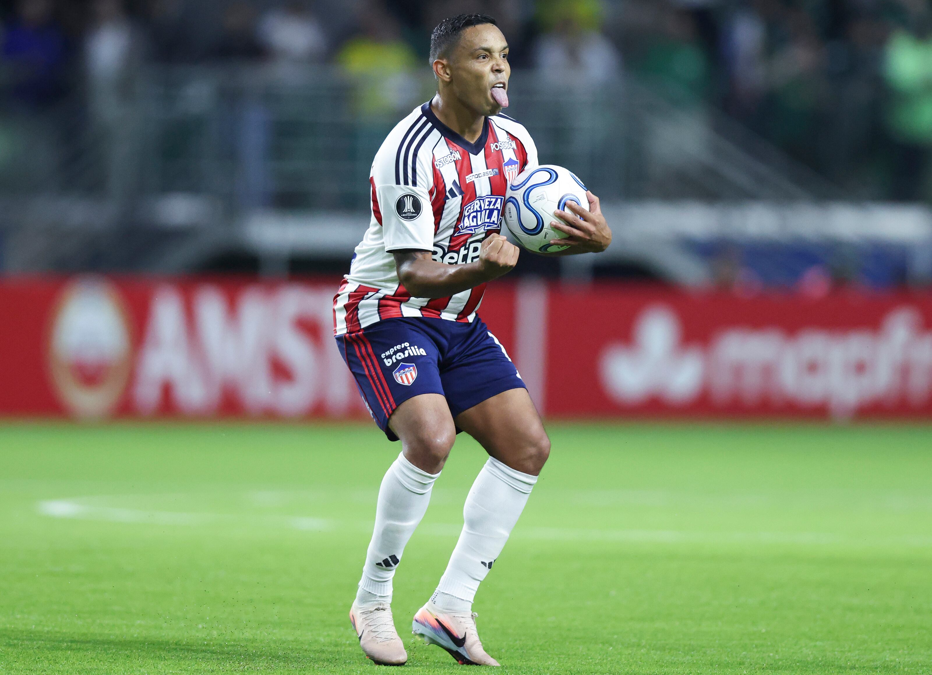 SAO PAULO, BRAZIL - MAY 28: Luis Muriel of Junior FC celebrates after scoring the first goal of his team during a Copa CONMEBOL Libertadores Group F match between Palmeiras and Junior FC at Allianz Parque on May 28, 2026 in Sao Paulo, Brazil. (Photo by Alexandre Schneider/Getty Images)