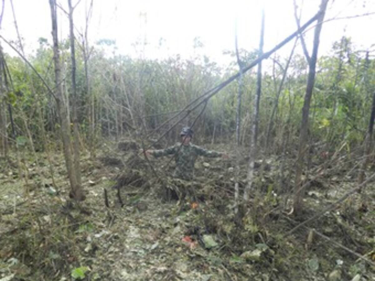 Minuto a minuto con soldados que desactivaron explosivos en oleoducto