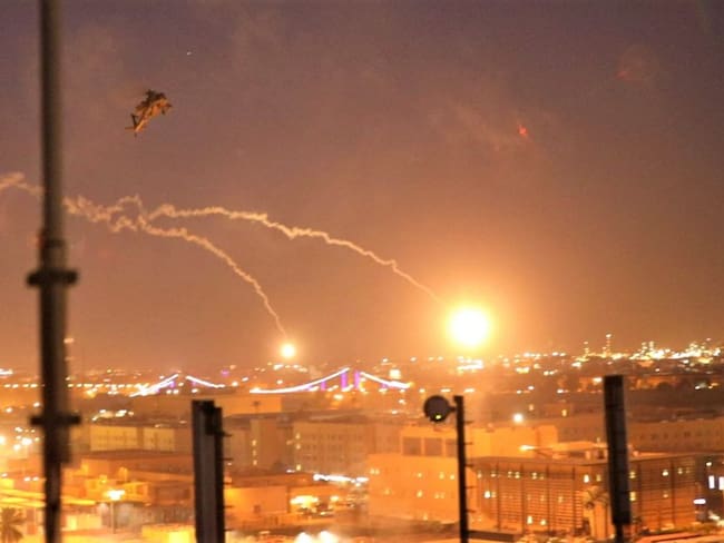 Tres cohetes impactan en la embajada de Estados Unidos en Bagdad