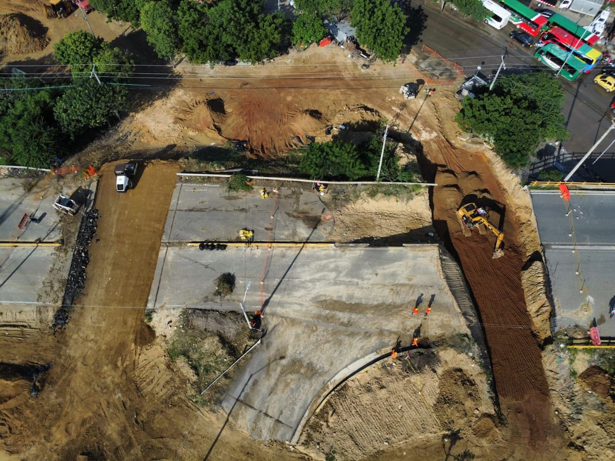 Invías inspecciona obras del puente de la calle 30