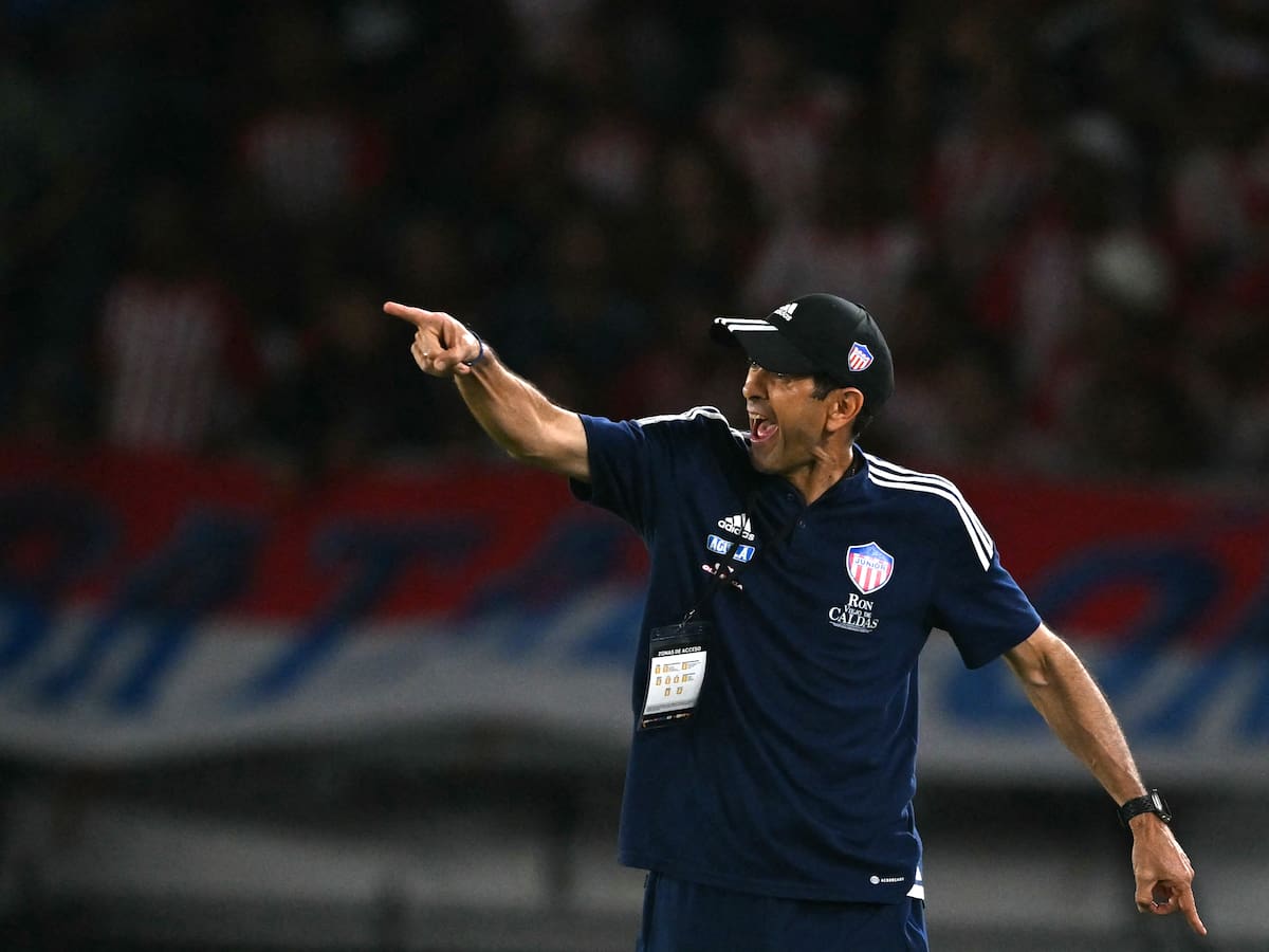 Arturo Reyes no piensa tirar la toalla en Junior: “Tengo contrato hasta diciembre”