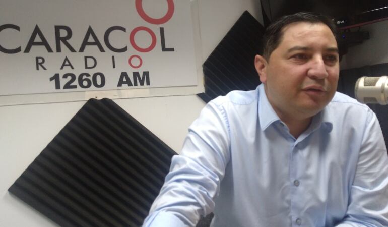 Andrés Fabián Hurtado inicialmente fue privado de su libertad, pero a través de una apelación un juez le revocó la medida.