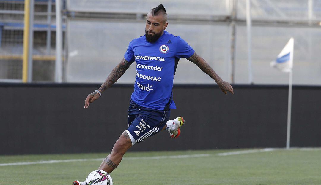 Arturo Vidal entrenando con la Selección de Chile en 2021