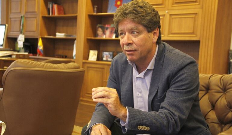 Presidente de la Andi y del Consejo gremial, Bruce Mac Master.