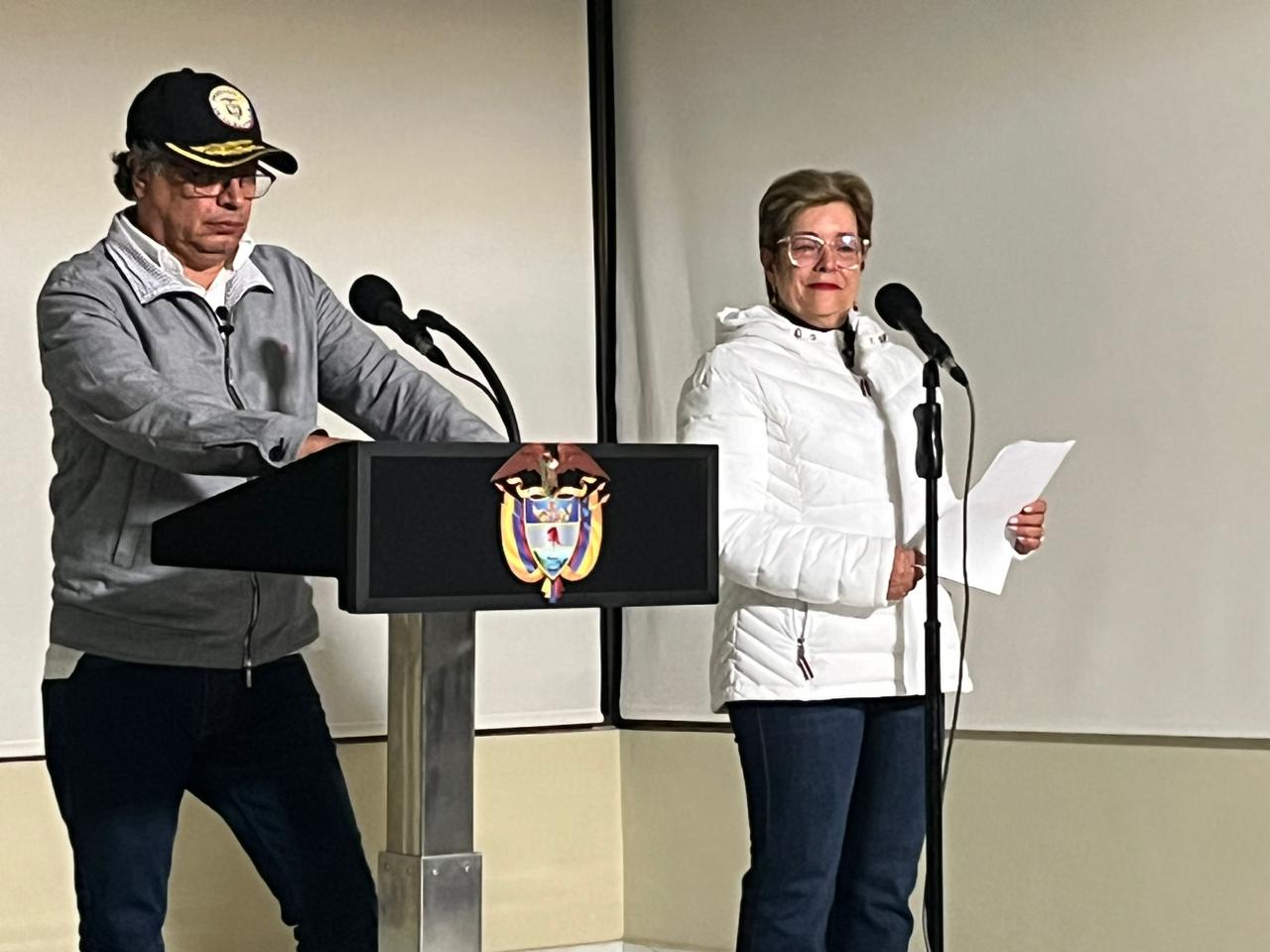 Presidente Gustavo Petro y ministra del Trabajo, Gloria Inés Ramírez. Foto: Cortesía.